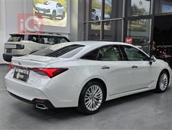 تويوتا أفالون